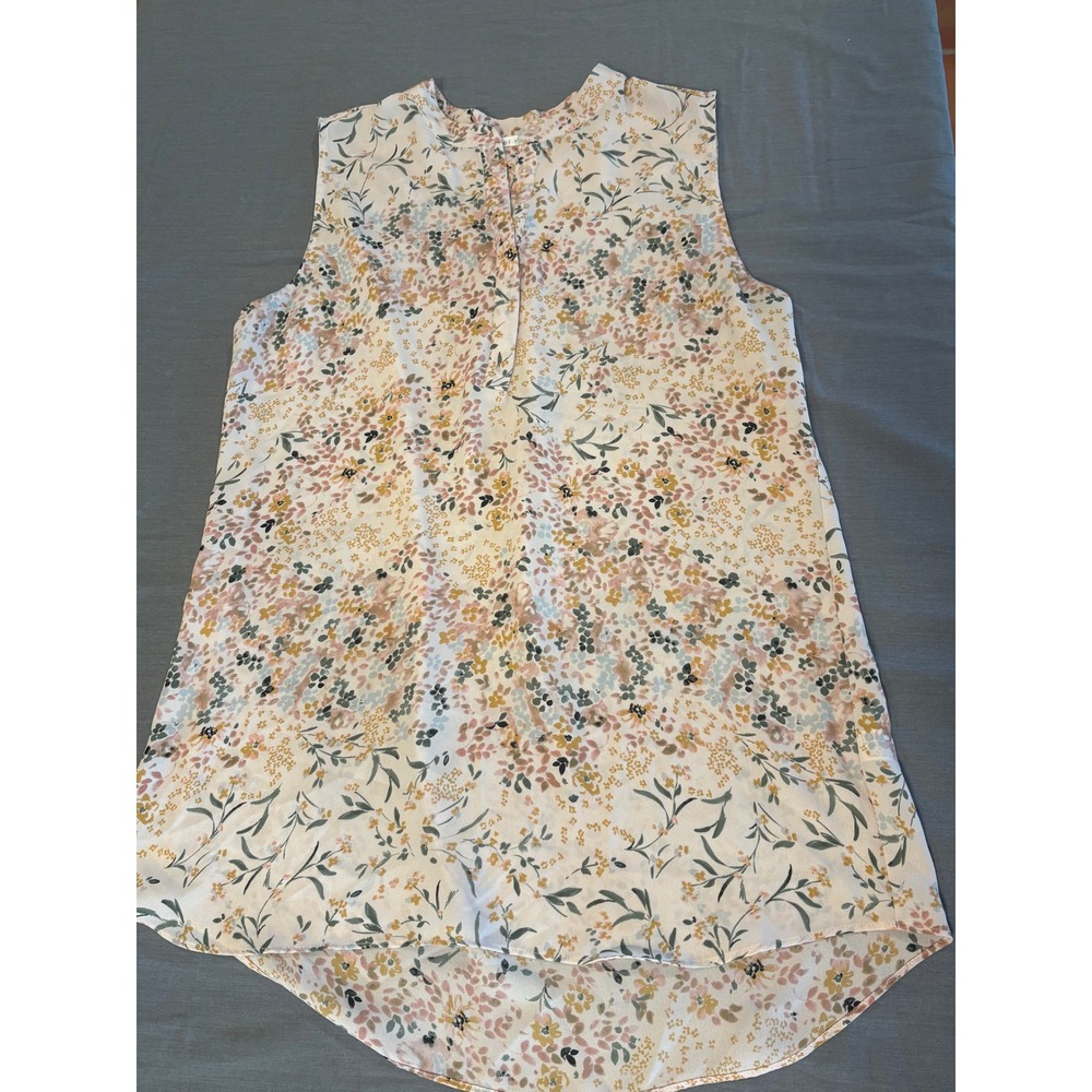 Violet + Claire Floral Sleeveless Blouse Pink Yellow Cream Size Medium